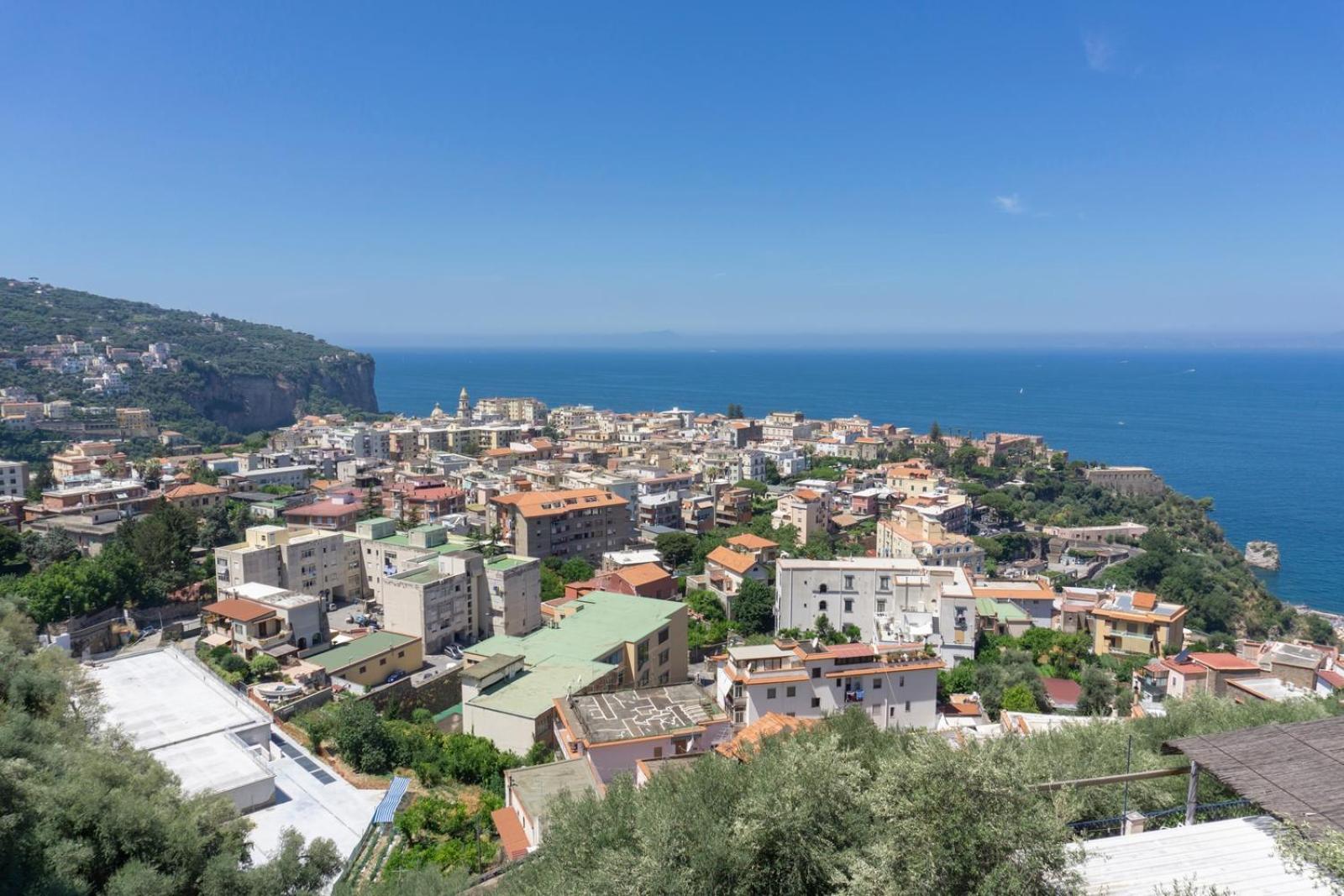 Appartamento In Villa Ariel Vico Equense Eksteriør bilde